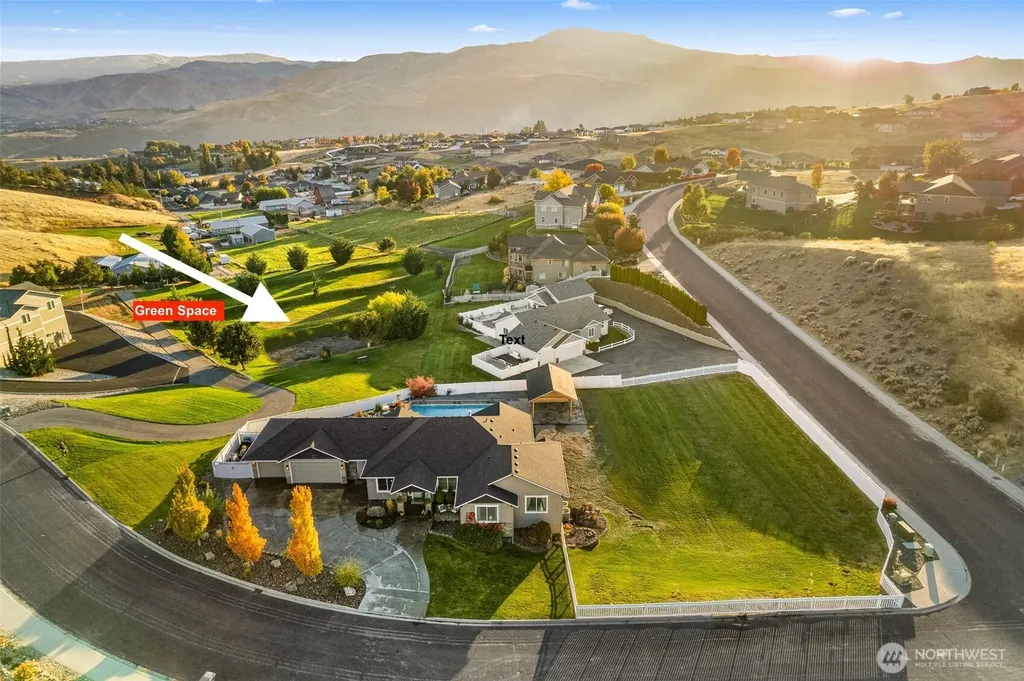 12 Elizabeth Court Wenatchee WA 98801