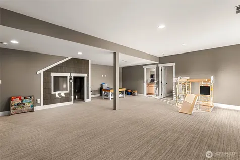 12 Elizabeth Court Wenatchee WA 98801