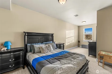 12 Elizabeth Court Wenatchee WA 98801