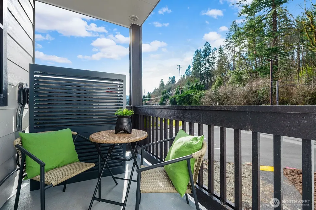 706 Newport Way NW Issaquah WA 98027