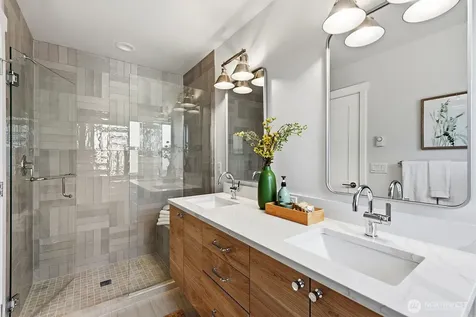 706 Newport Way NW Issaquah WA 98027
