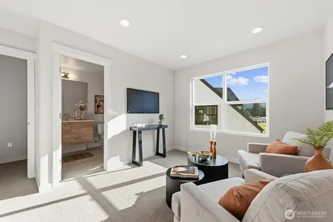 706 Newport Way NW Issaquah WA 98027
