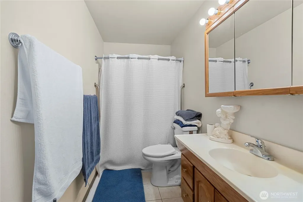 21103 16th Street E Lake Tapps WA 98391