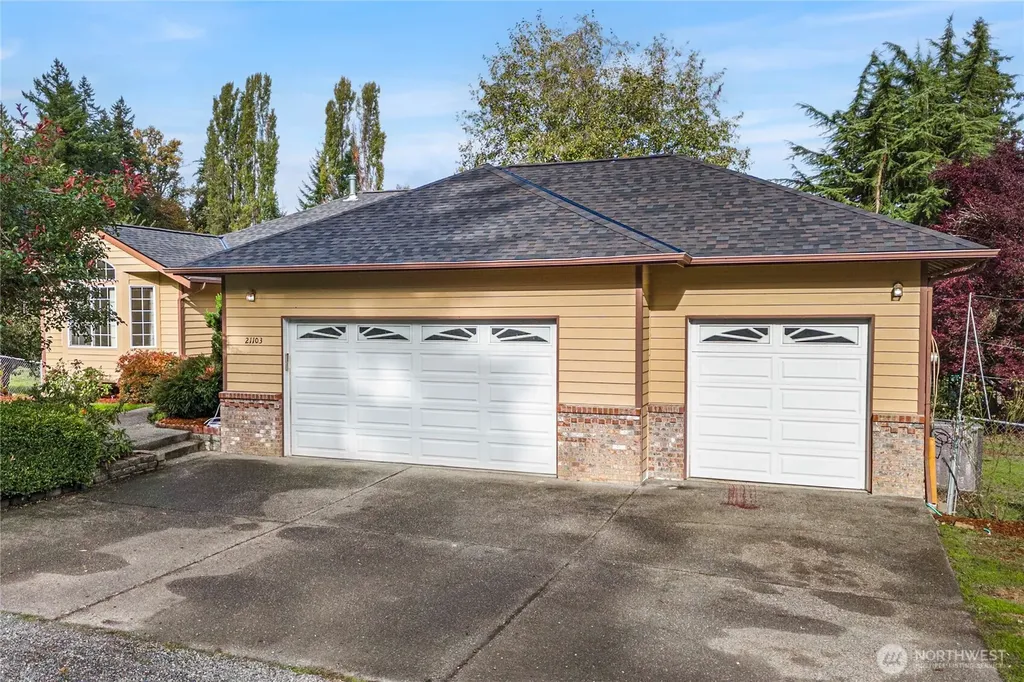 21103 16th Street E Lake Tapps WA 98391