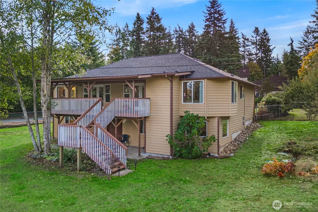 21103 16th Street E Lake Tapps WA 98391