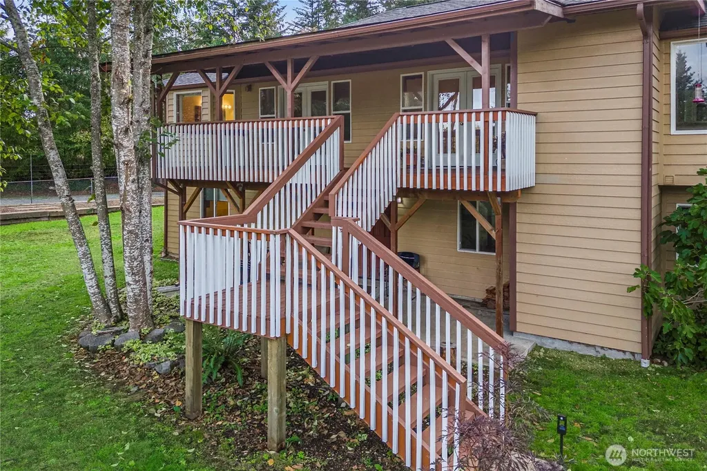 21103 16th Street E Lake Tapps WA 98391