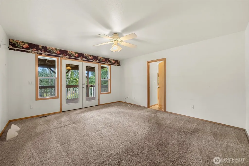 21103 16th Street E Lake Tapps WA 98391
