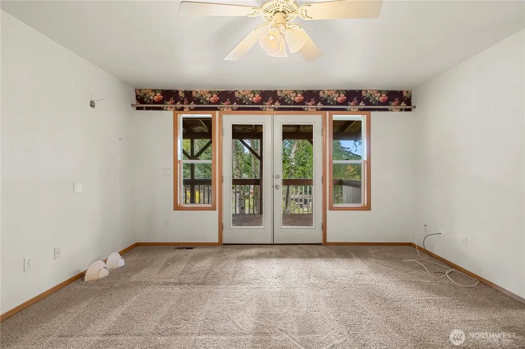21103 16th Street E Lake Tapps WA 98391