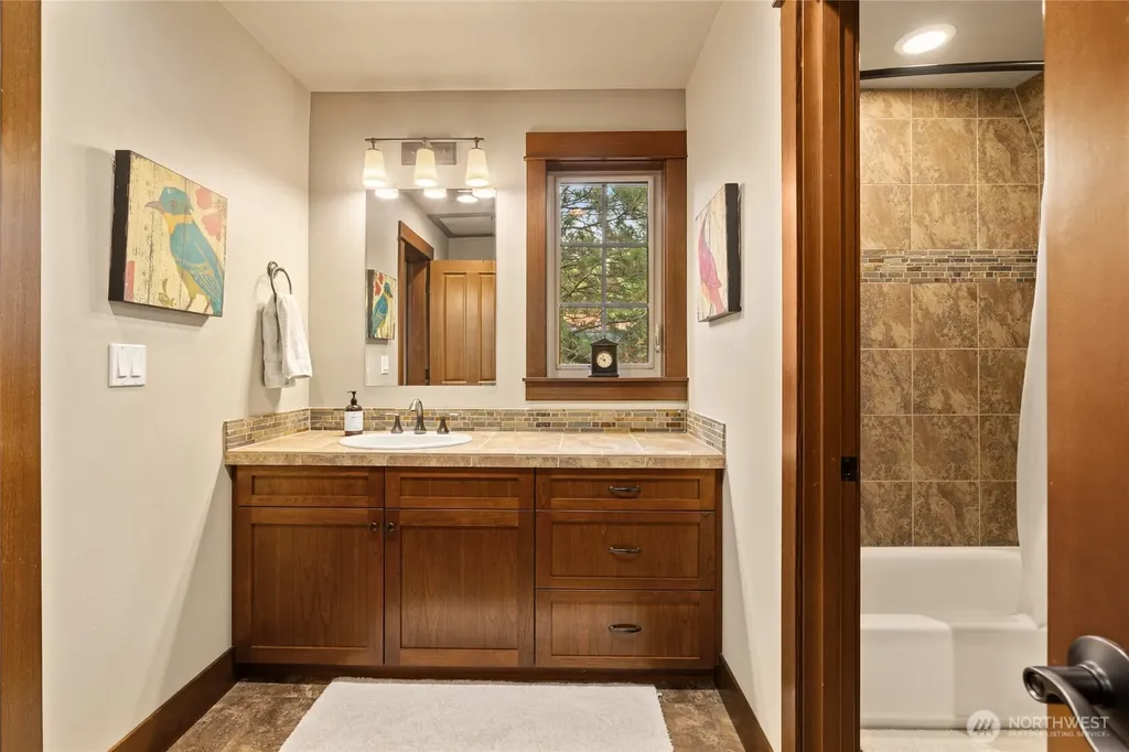 460 Equinox Drive Cle Elum WA 98922