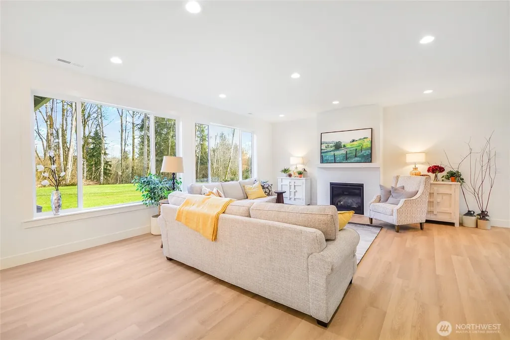 26807 3rd Avenue NE Arlington WA 98223