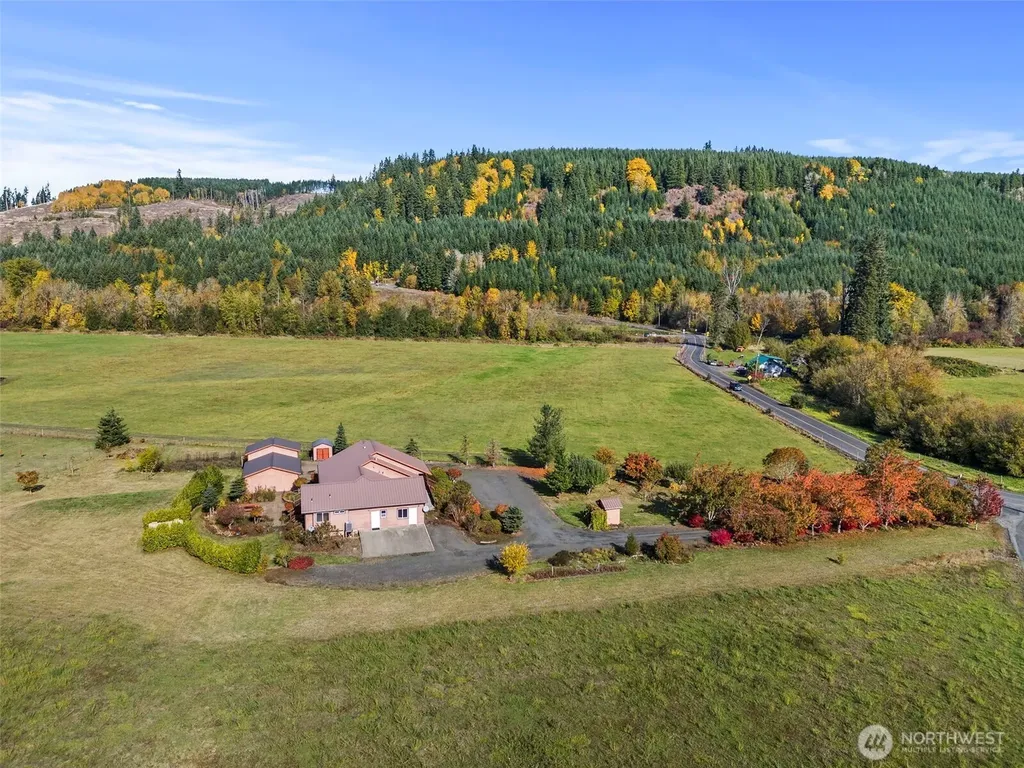395 Ceres Hill Road Chehalis WA 98532