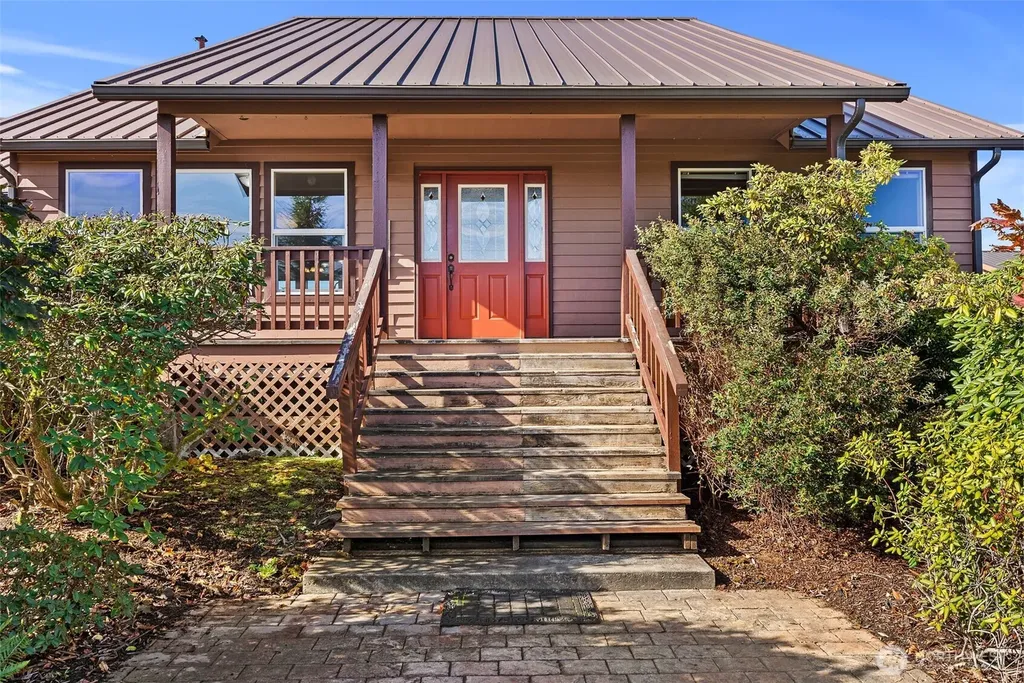 395 Ceres Hill Road Chehalis WA 98532