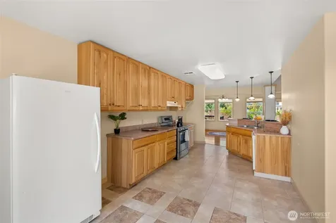 395 Ceres Hill Road Chehalis WA 98532