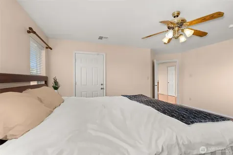 395 Ceres Hill Road Chehalis WA 98532