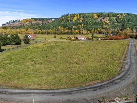395 Ceres Hill Road Chehalis WA 98532