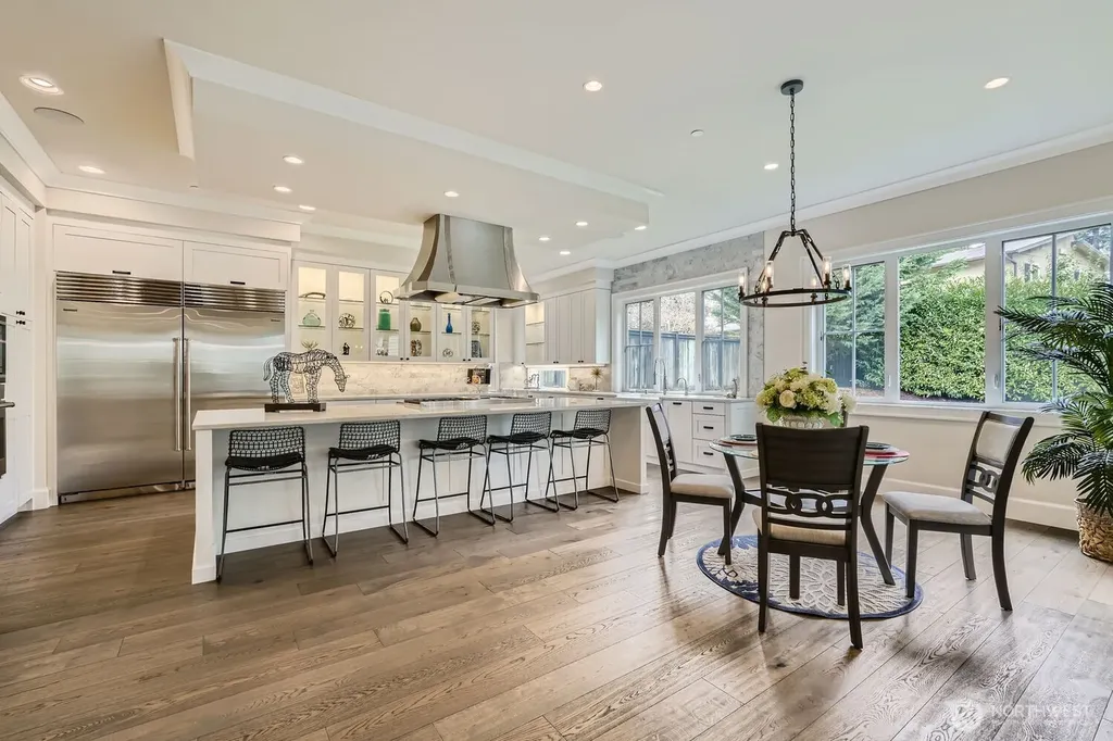 2121 109th Avenue SE Bellevue WA 98004