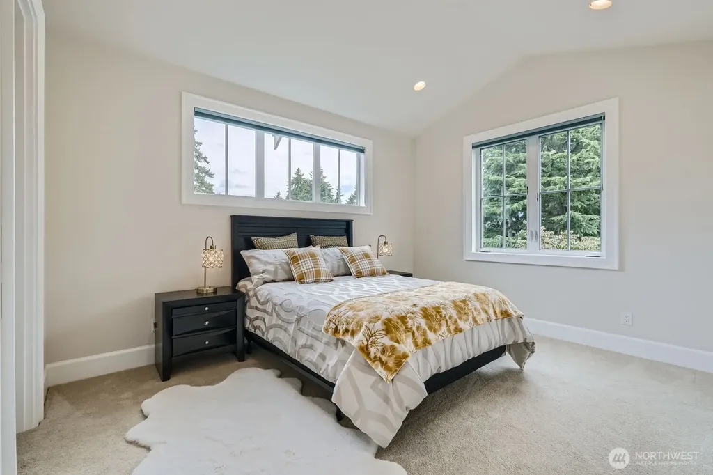 2121 109th Avenue SE Bellevue WA 98004