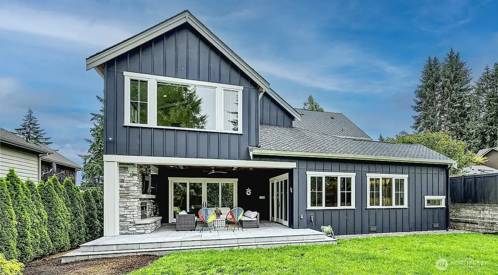 2121 109th Avenue SE Bellevue WA 98004