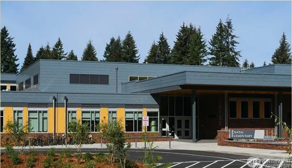 2121 109th Avenue SE Bellevue WA 98004