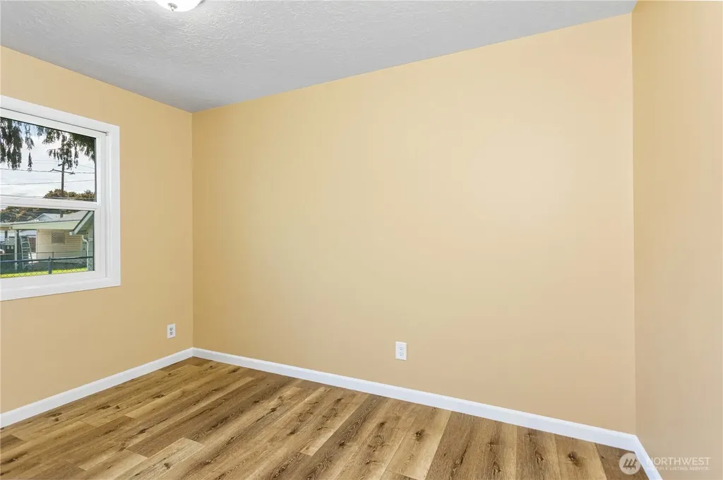 1617 7th Avenue Longview WA 98632