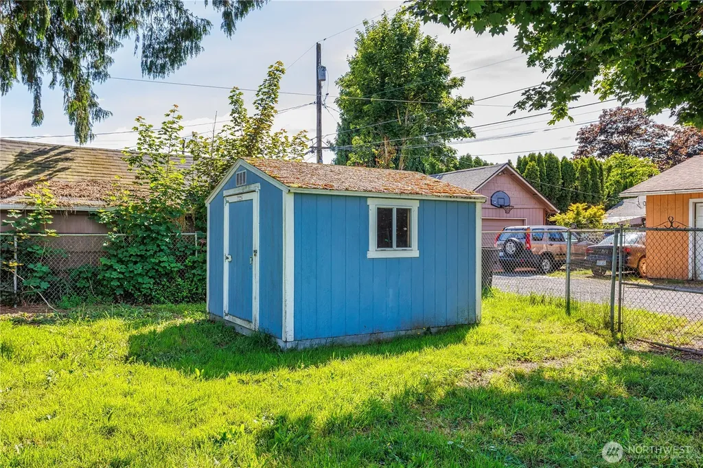 1617 7th Avenue Longview WA 98632