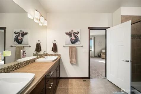 3050 Riverview Lane Malaga WA 98828