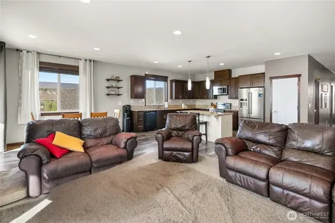 3050 Riverview Lane Malaga WA 98828
