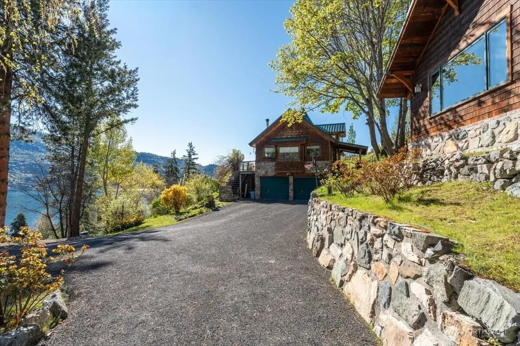 16495 S Lakeshore Road Chelan WA 98816