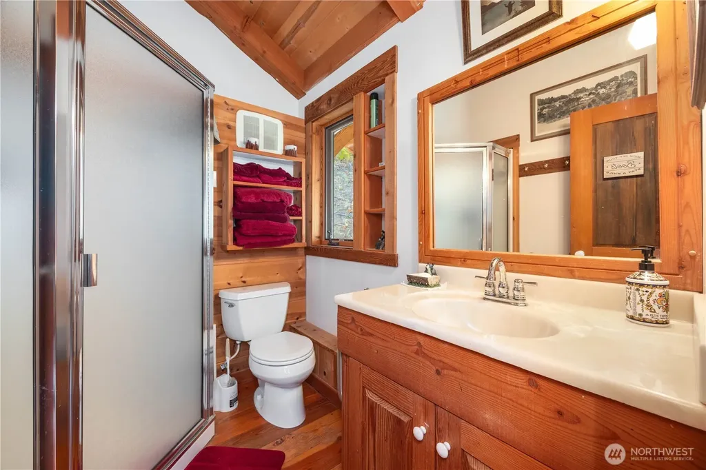 16495 S Lakeshore Road Chelan WA 98816