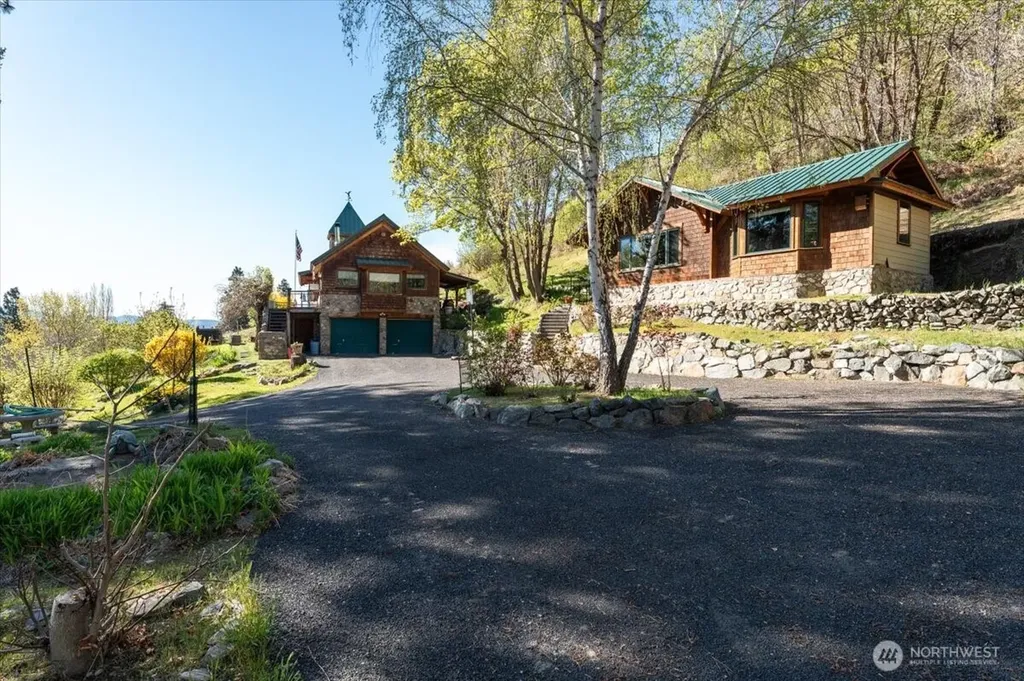 16495 S Lakeshore Road Chelan WA 98816
