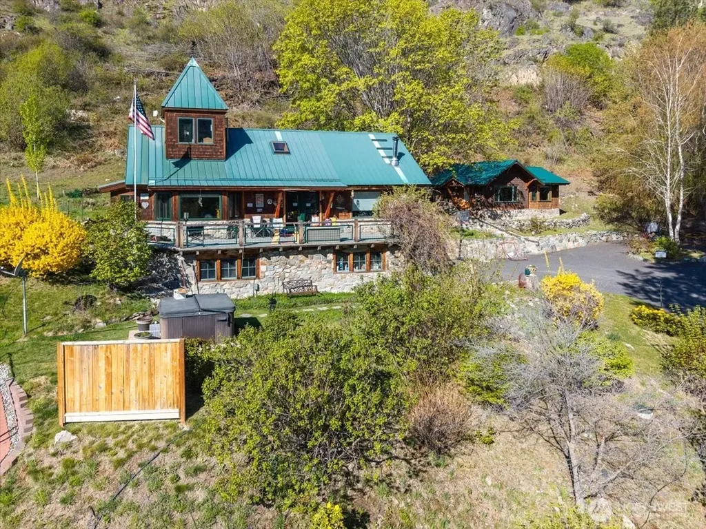 16495 S Lakeshore Road Chelan WA 98816