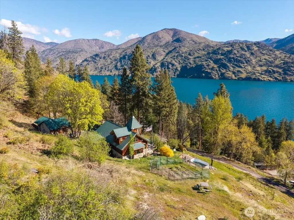 16495 S Lakeshore Road Chelan WA 98816