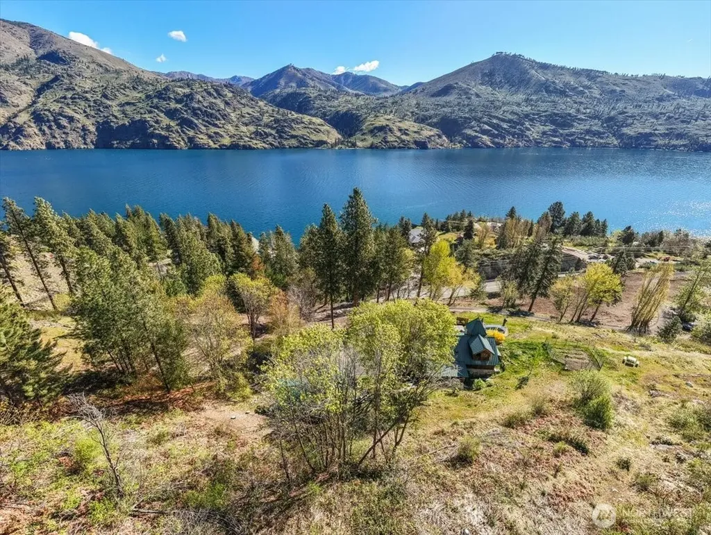 16495 S Lakeshore Road Chelan WA 98816