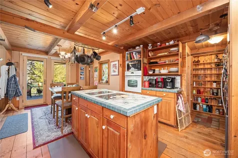 16495 S Lakeshore Road Chelan WA 98816