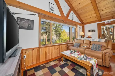 16495 S Lakeshore Road Chelan WA 98816