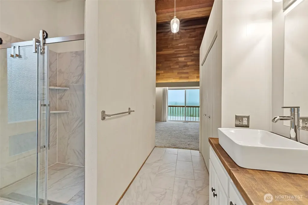 12509 Patricia Lane Burlington WA 98233