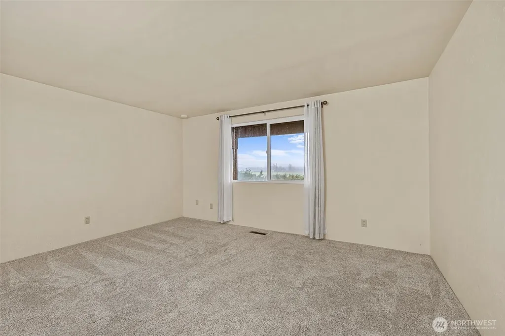 12509 Patricia Lane Burlington WA 98233