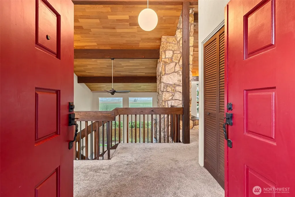 12509 Patricia Lane Burlington WA 98233