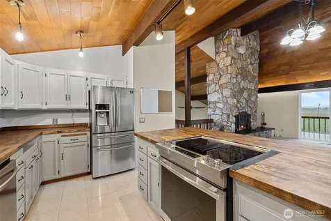 12509 Patricia Lane Burlington WA 98233
