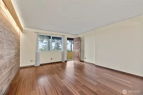 12509 Patricia Lane Burlington WA 98233