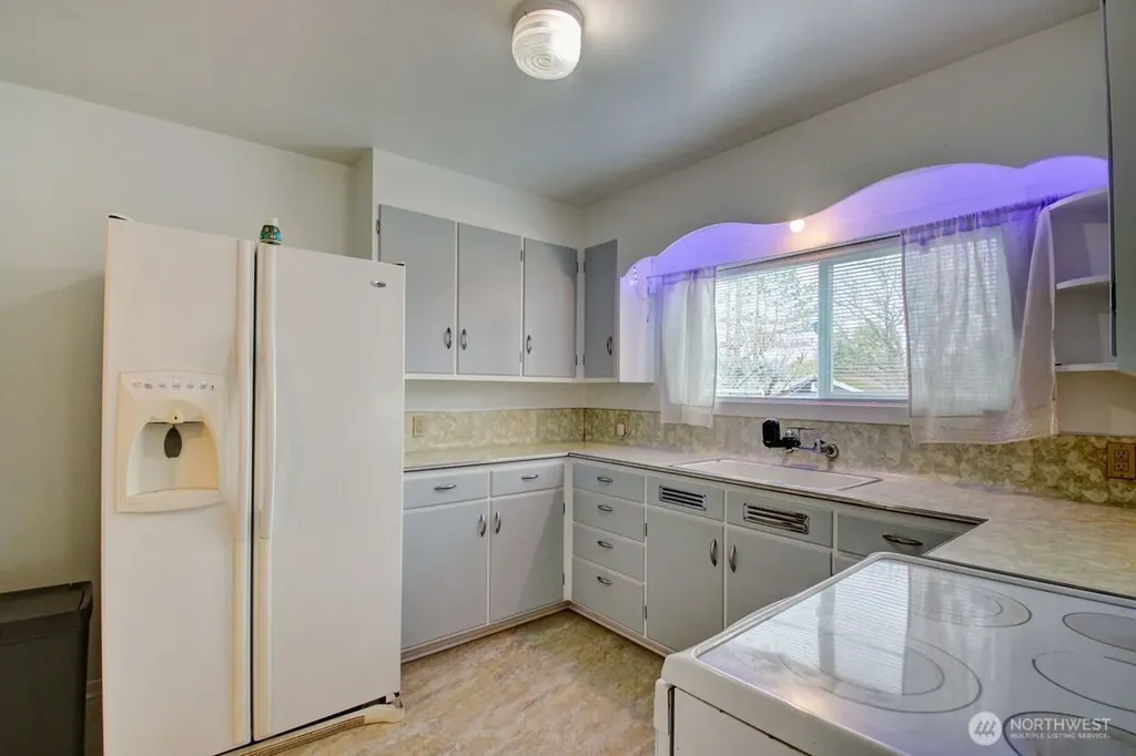 1102 17th Street Anacortes WA 98221