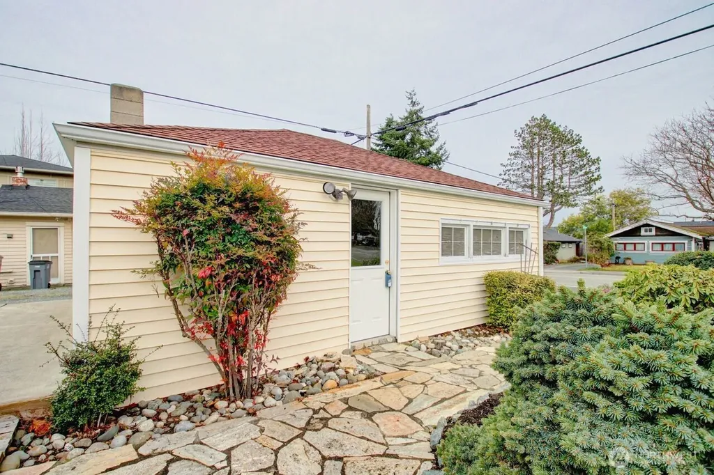 1102 17th Street Anacortes WA 98221