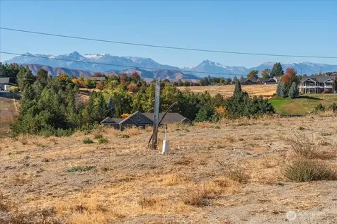 24 Margaret Lane Wenatchee WA 98801