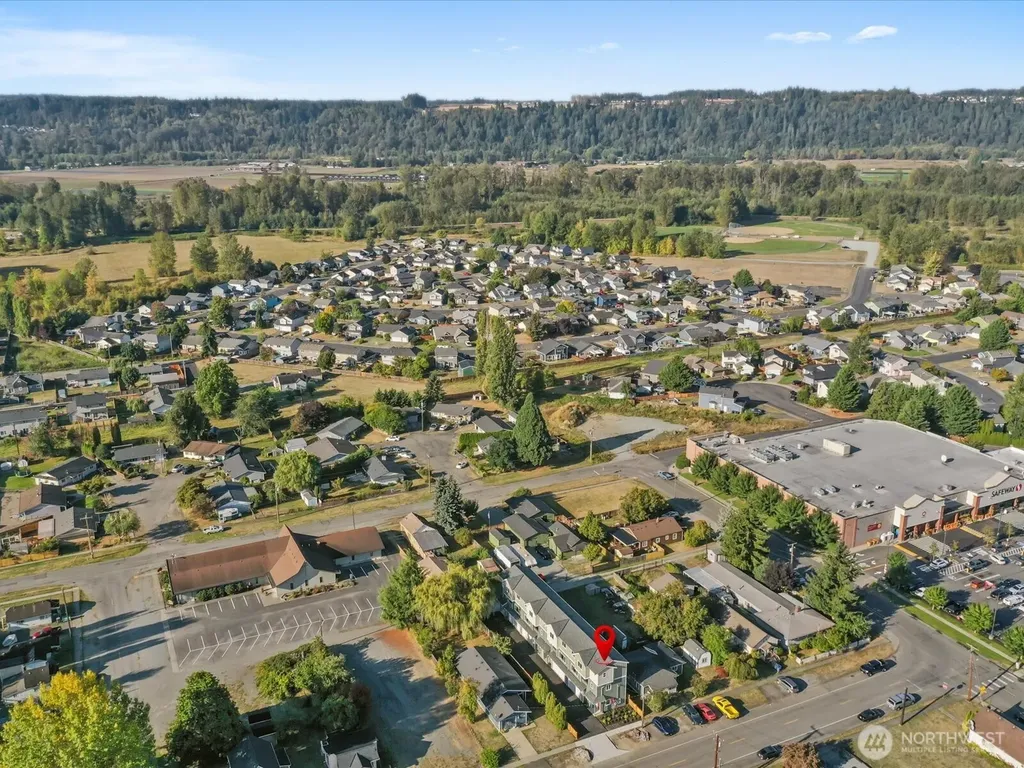 215 Corrin Avenue NW Orting WA 98360