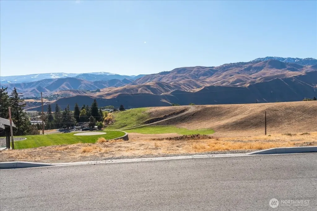 21 Margaret Lane Wenatchee WA 98801