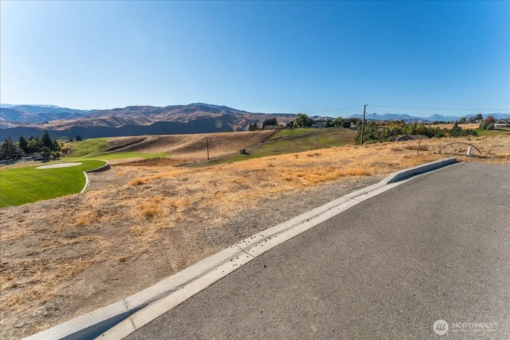 21 Margaret Lane Wenatchee WA 98801