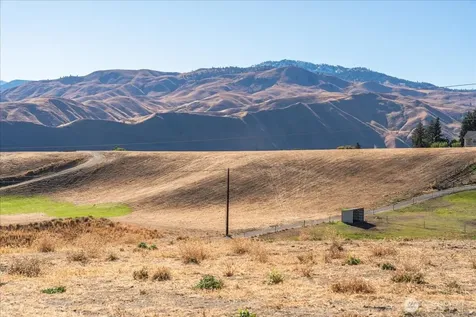 21 Margaret Lane Wenatchee WA 98801