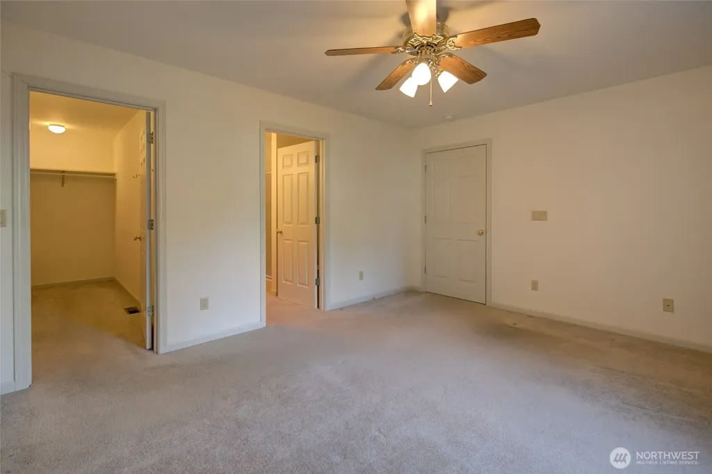 646 Woodland Loop NE Ocean Shores WA 98569