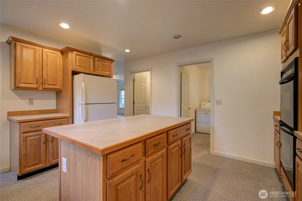 646 Woodland Loop NE Ocean Shores WA 98569
