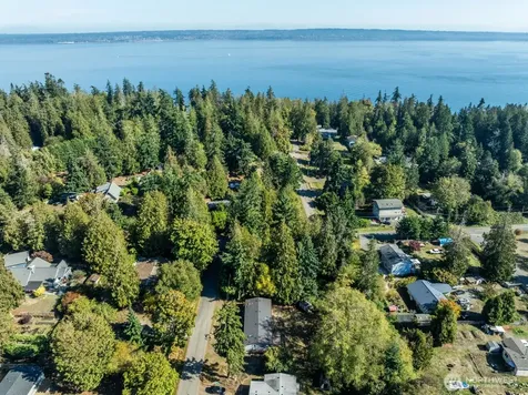 12611 NE Douglas Drive Kingston WA 98346